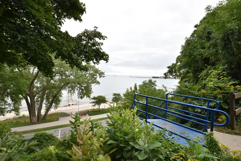 Carriage House Sheboygan, Lake Mich beach access! - Image 1