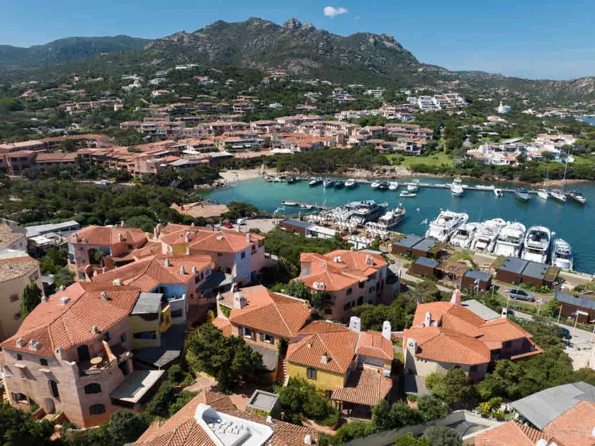 Apartment In Porto Cervo - Image 1