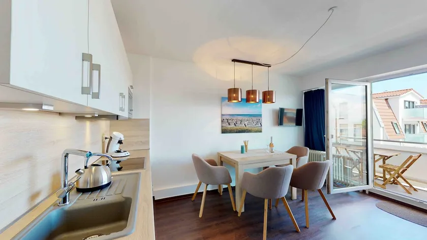 Modern holiday flat near the beach - Image 1