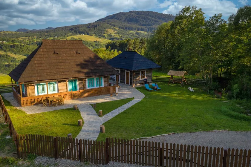 Hygge Hut - Image 1