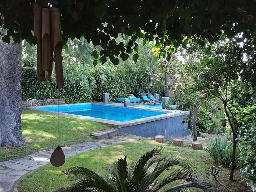 The Gold fish house in Miraflores de la Sierra - Image 1