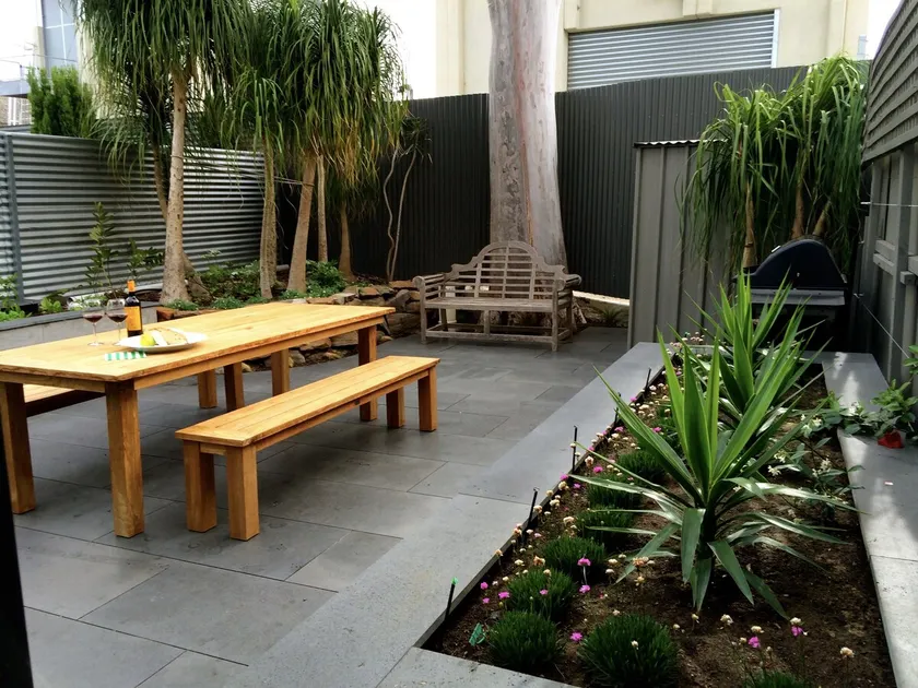 Central Market Cottage: an urban retreat for you and your Pets - Image 1