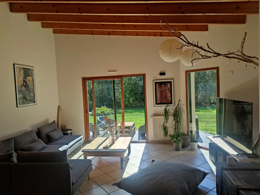 Entire quiet house 15 minutes from the beaches - Image 1