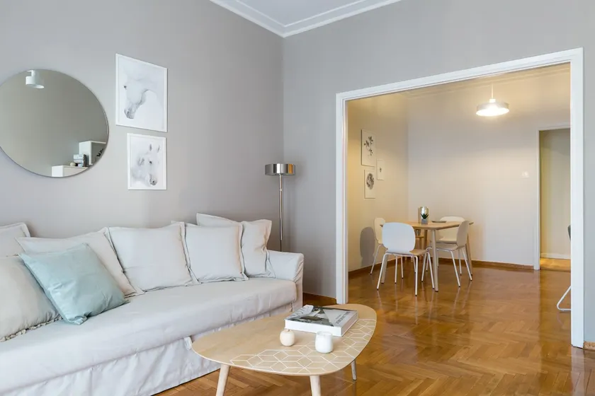Urban Chic 1BD Apartment in Hilton district by UPSTREET - Image 1