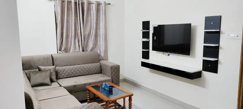 Convenient Flat in Center of Hafeezpet - Image 1