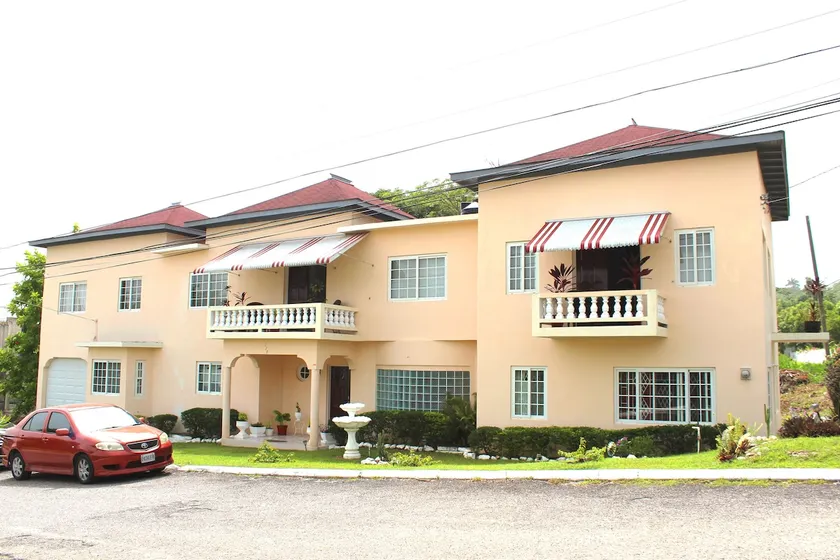 Estate Home  - Image 1