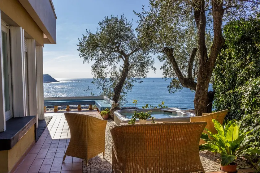 Villa med panoramaudsigt over havet, terrasse og jacuzzi-sidste minut juni - Image 1