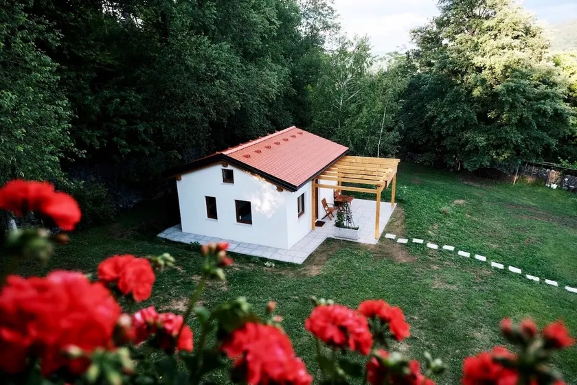 Timijan Holiday Home - Image 1
