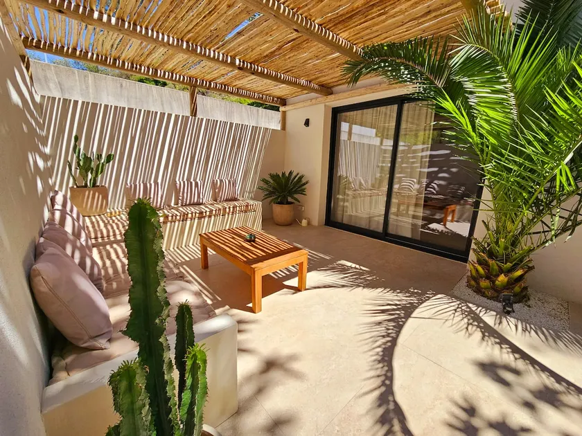 Le Clos des Délices - Love Room - Chambre avec spa, terrasse et parking privatif - Image 1