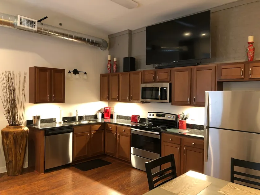 Freight House Lofts - Unit B - Image 1