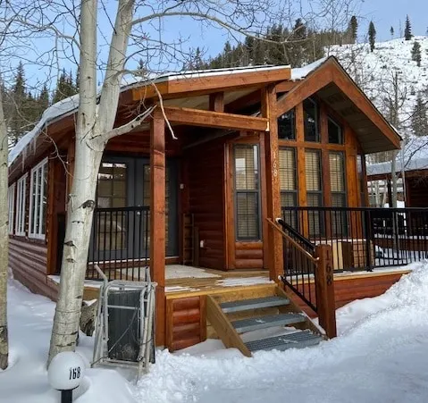 Northpole cozy mountain Chalet! - Image 1