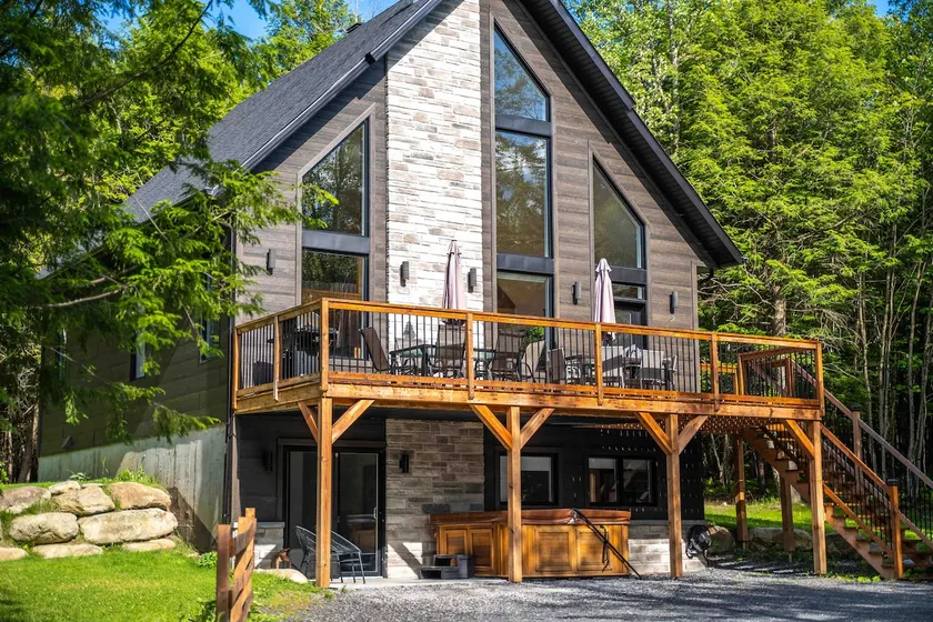 Cottage in nature near Owls Head with spa + fireplace. - Image 1