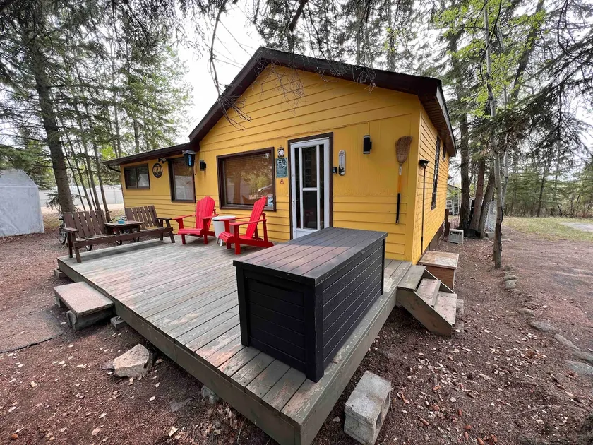 3 bedroom cabin Fisher Creek location Candle Lake - Image 1