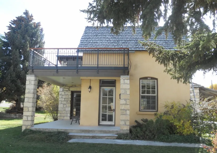 May Cottage, a Temple view from every window! - Image 1