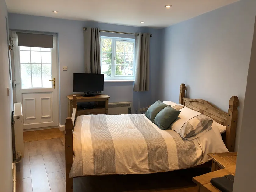 Entire Guest Suite near Anne Hathaway’s Cottage - Image 1