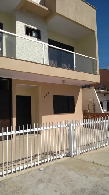 2-bedroom apartment - Image 1