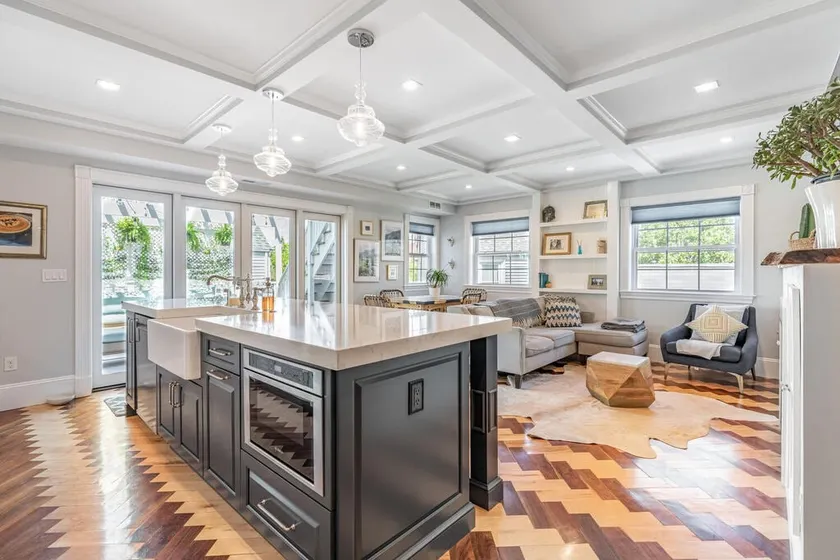 Bright 4BR Home | 2 Kitchens | Walk to Seaport - Image 1