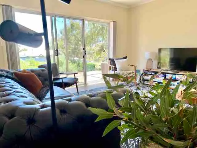 'The Tree House' Second Valley - Image 1