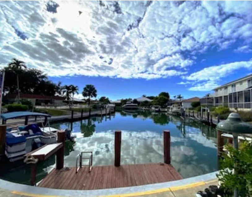 S BEACH PRIV acss+dock/penth/twnhm/canal+3 terrace - Image 1