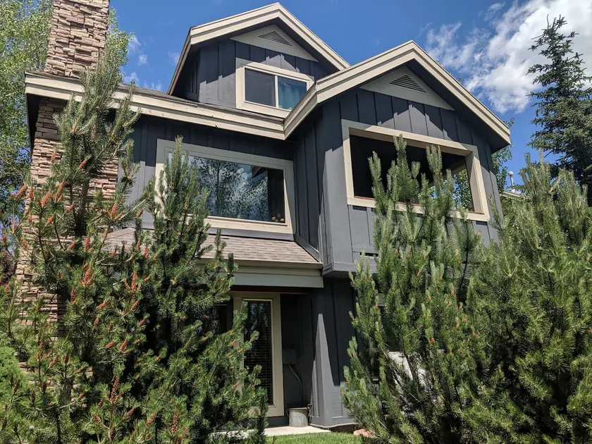 1 of a kind home Near Ski/hike/Bike/Golf/Shop - Image 1