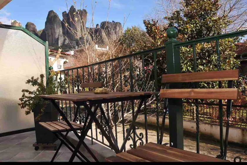 Escape at Meteora#4 - Image 1