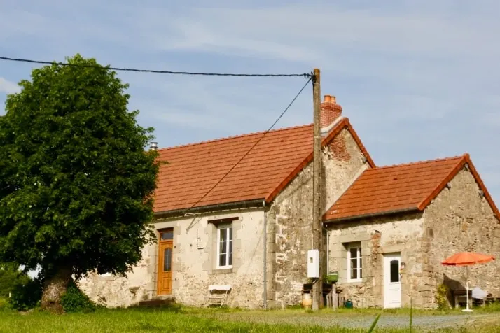 Cosy farmhouse in the silent hills of the Creuse - Image 1