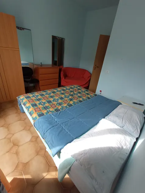 the house of friends on the first floor - Image 1