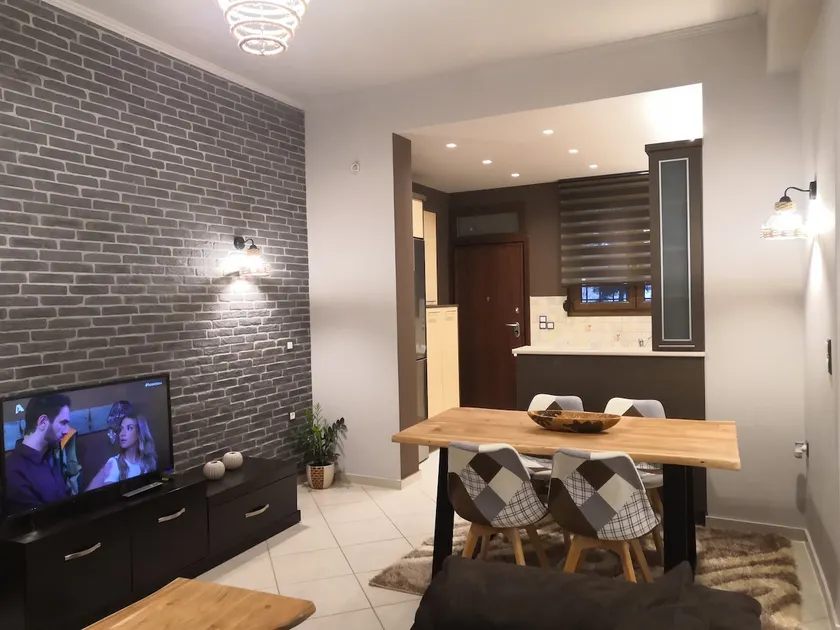 Gekas deluxe apartment - Image 1