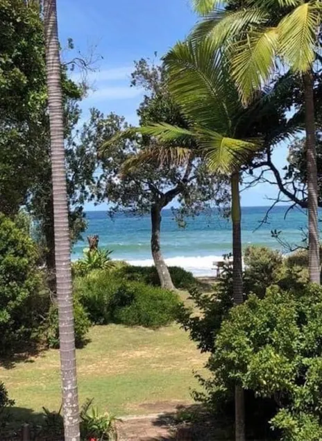 Jenny's Beachfront Apartment - Image 1