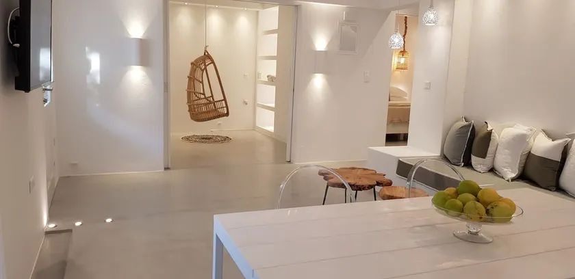 Modern House near Parikia with 3 bedrooms & 2 bath - Image 1