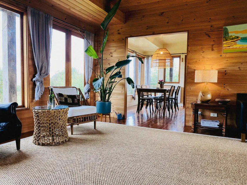 Pt Hesse Luxury Coastal Homestead - Image 1