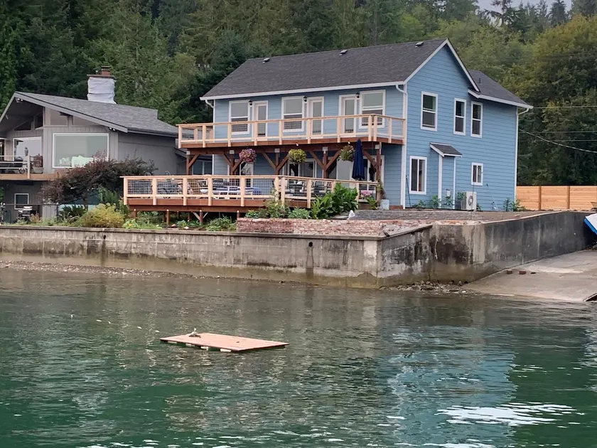 5 bedroom wtrfrnt hotub 8 kayaks AC 1 hr from Sea - Image 1