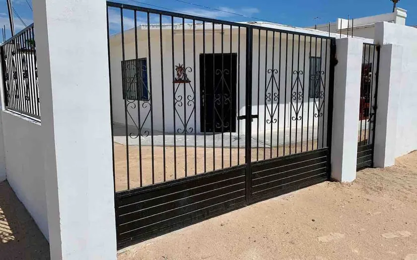 Entire accommodation, central, 5 minutes from the beach - Image 1