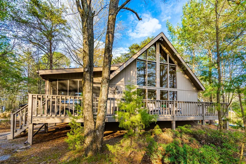 Bear Pines Retreat ~ Game Room ~ Screened Porch - Image 1