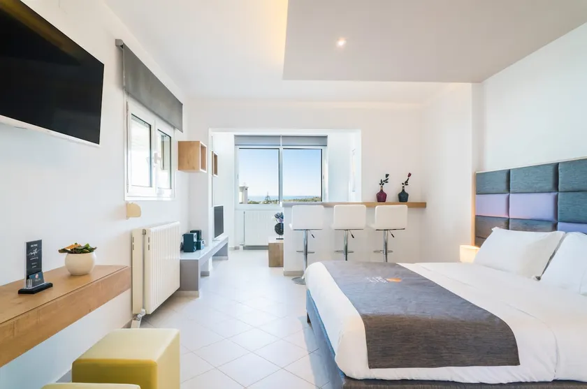 Talos Luxury Junior Apartment with Sea View - Image 1