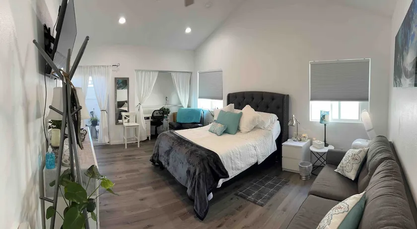South OC Jewel 2 - Image 1