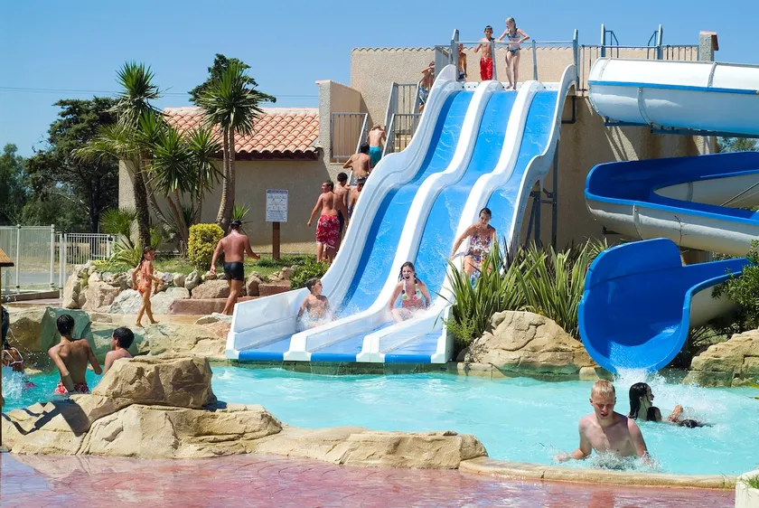 Camping Les Mûriers – VIP Cottage 2chs 4pers - Image 1