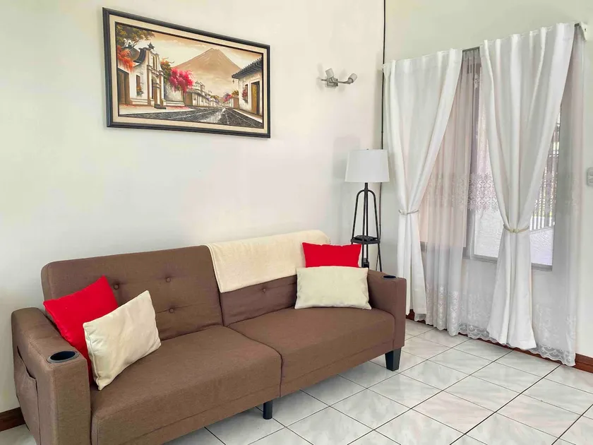 3 min from SJO Airport, Parking and A/C - Image 1