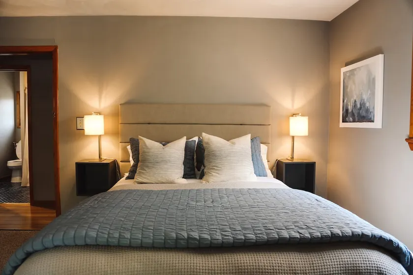 The Carriage House Apartment - Image 1