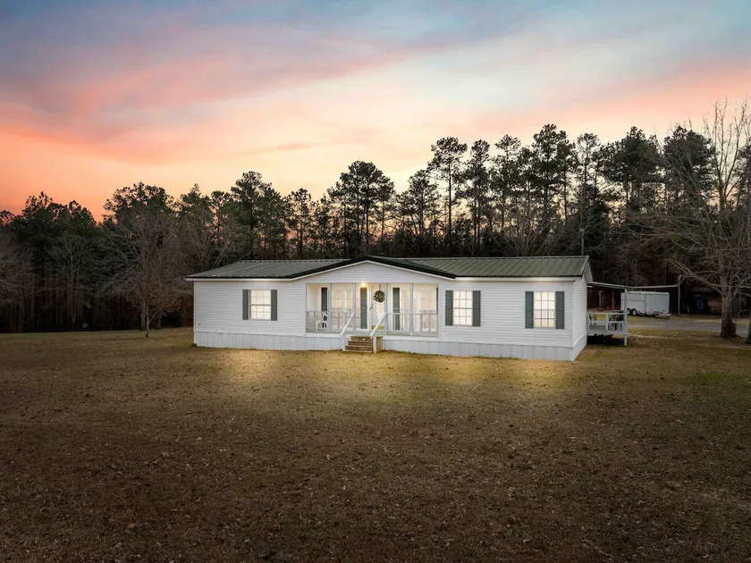 Ridgewood Retreat - Image 1