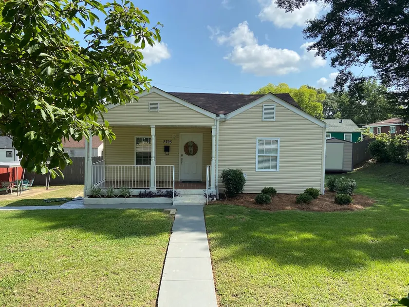 Little Yellow House on 18th - Image 1