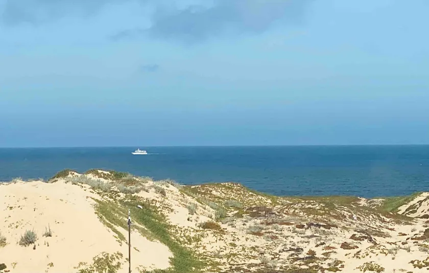 Escape to Ocean Views Retreat - Image 1