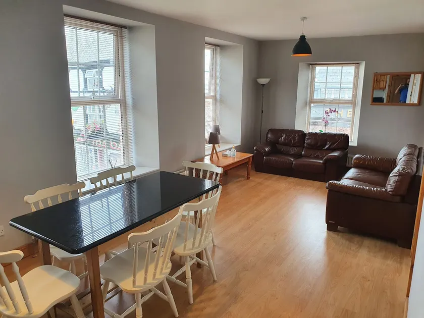 Doorstep Apartment No.1 - Image 1