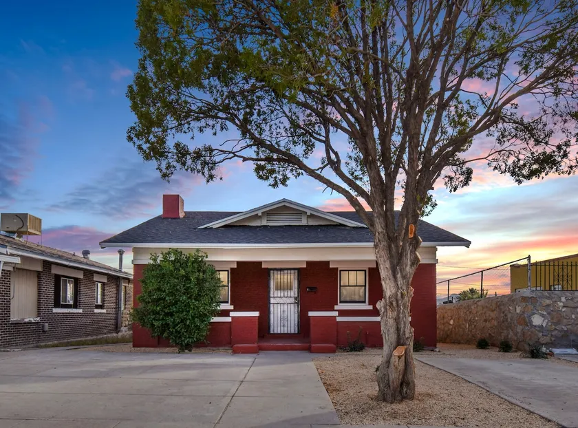 Vintage Modern Gem in Historic Highland Park - Image 1