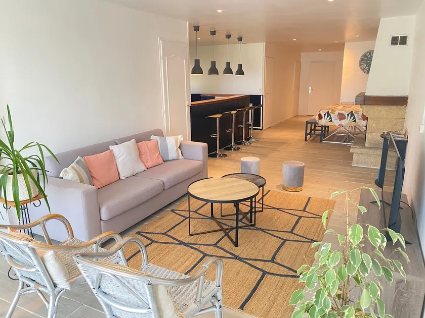Spacious ❤️ accommodation ~ 15 min from Futuroscope - Image 1