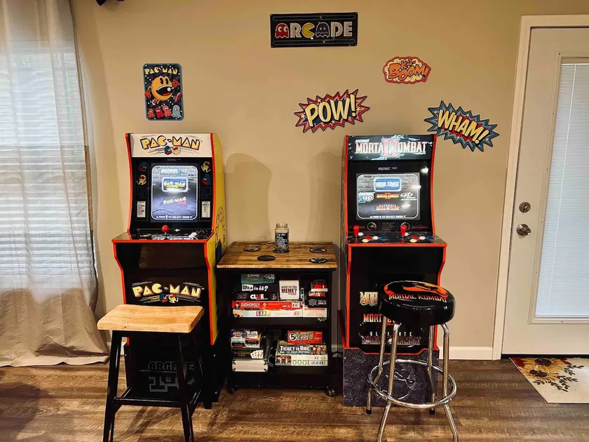 Gamers Paradise Apt *new fire pit and hot tub!* - Image 1