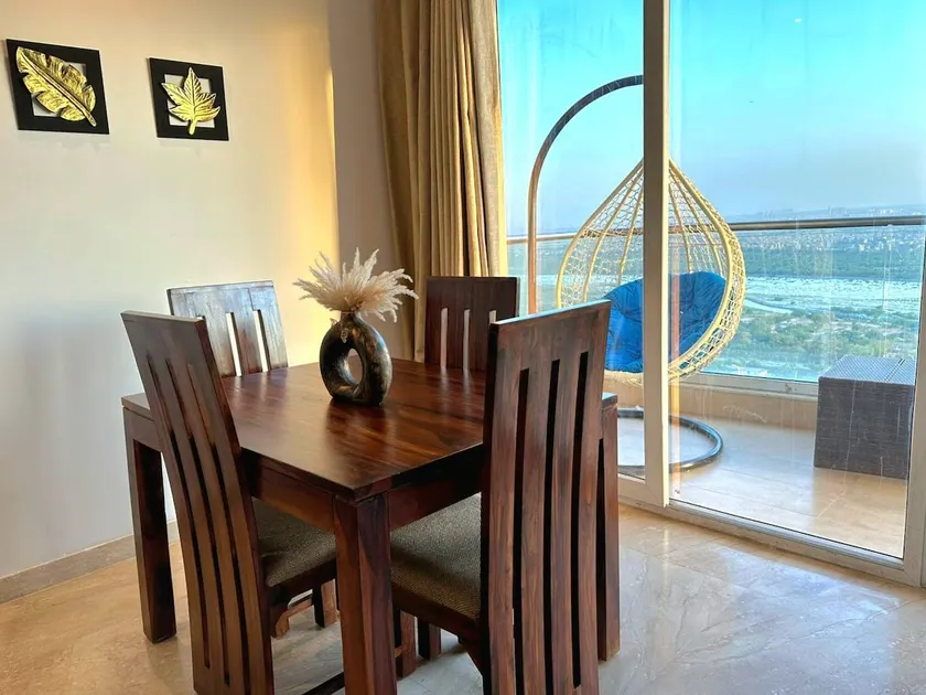 Oasis 2BR RiverView Apartmet - Image 1