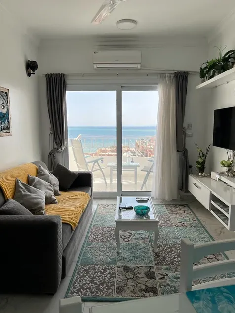 Hurghada Sea View Apartment - Image 1