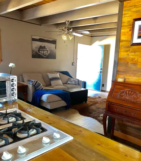 Southern CA. Studio Apartment - Image 1