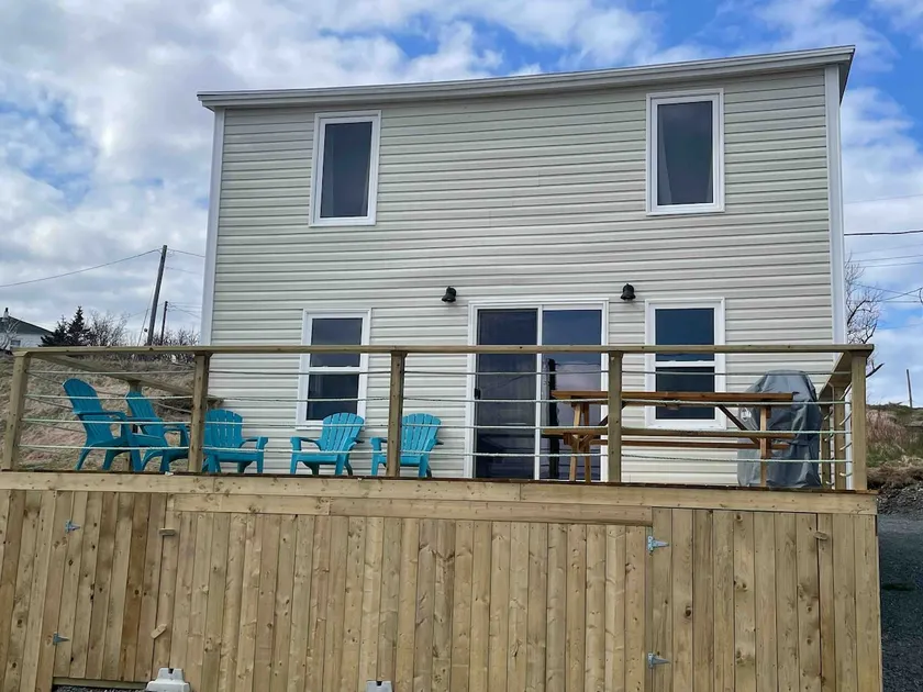 The Tickle Inn Saltbox by the Sea - Image 1
